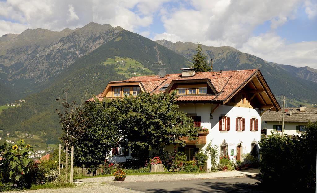 Krebishof Agriturismo Schenna Eksteriør bilde